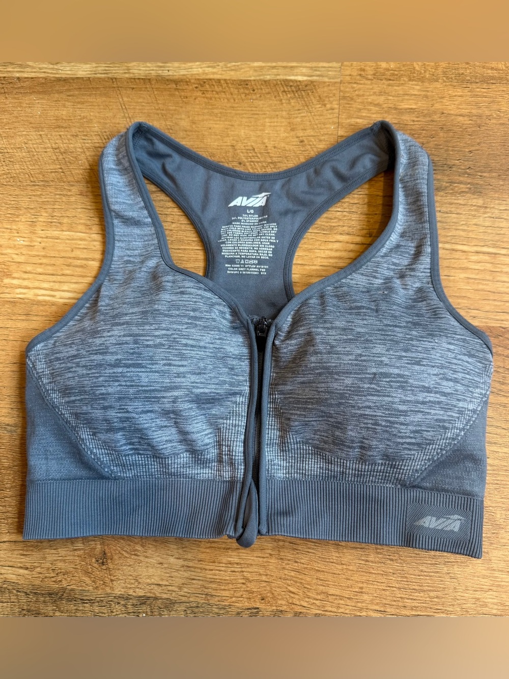 AVIA Women's Front-Zip Lightly Padded Supportive Sports Bra Large